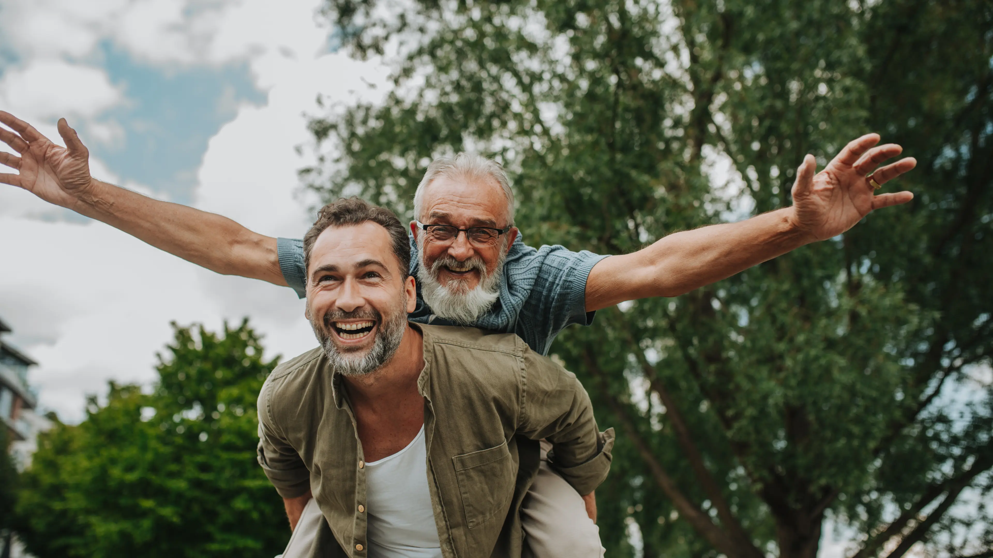 Voluntariado entregando apoyo